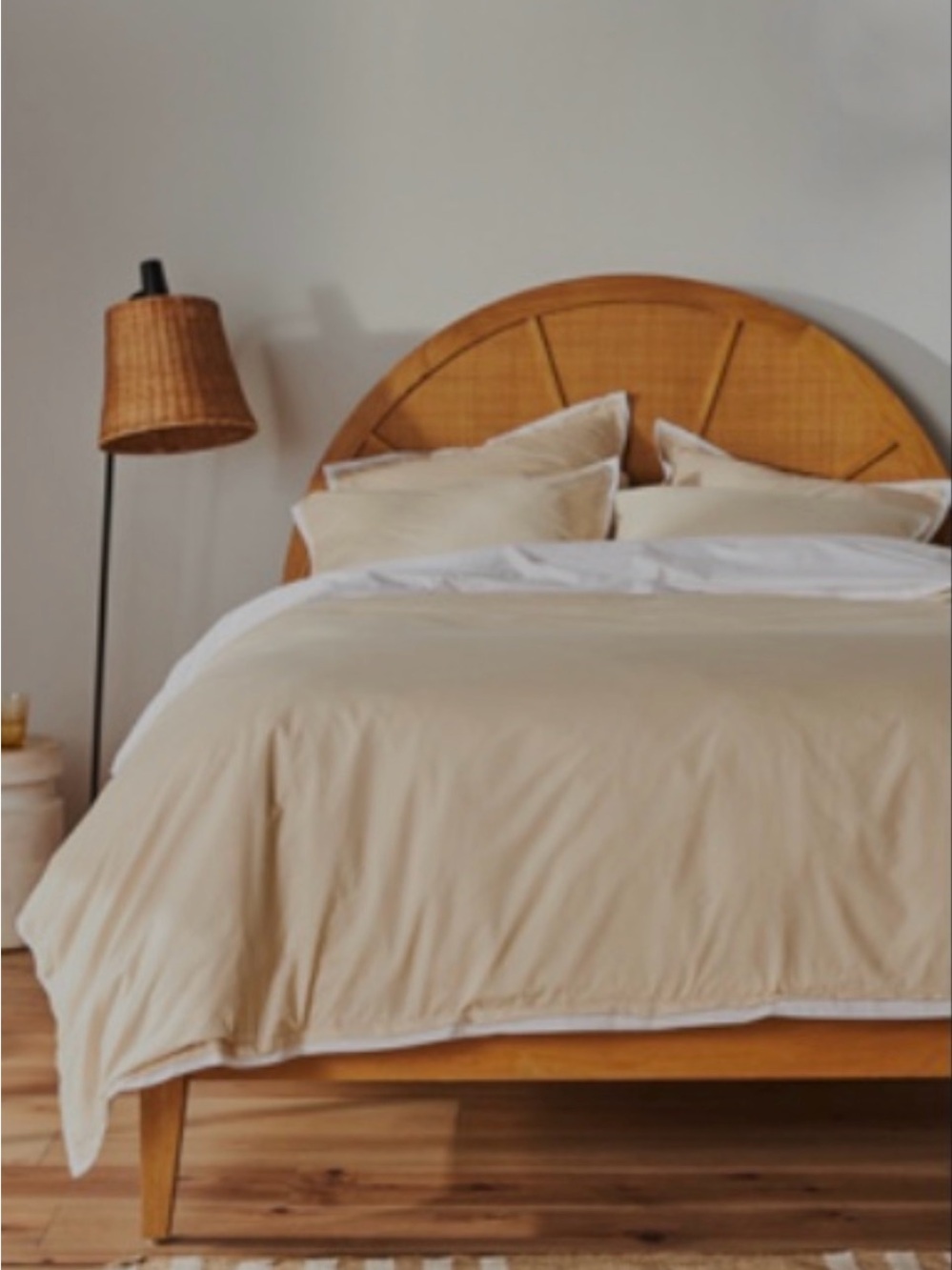 Anthropologie Tipped Contrast
Percale Queen Duvet in Neutral 100% cotton